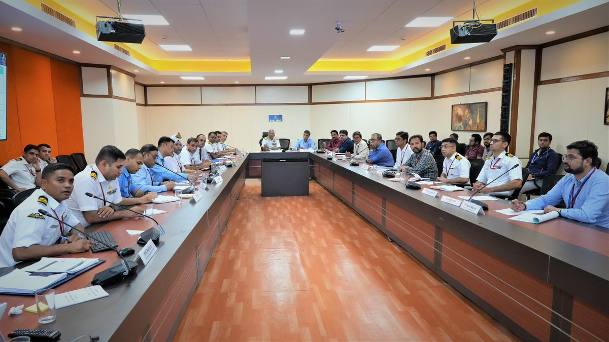indiannavy's tweet photo. VAdm AN Pramod, Director General Naval Operations chaired the 3rd meeting of Inter-agency Committee for Recovery Operations (ICRO) for upcoming #Gaganyaan missions at @isro Headquarter, Bengaluru.
On the sidelines of the ICRO meeting, VAdm AN Pramod also called on Dr S Somanath, Chairman ISRO & Secretary DoS.