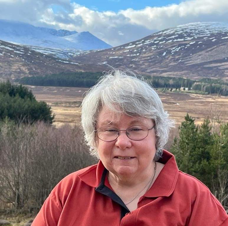 fiona_macnaught's tweet photo. @brandubh4 Sorry you can't see my face, Parkinson's makes holding the camera still impossible. So I've added a picture of me taken by a friend. Let's keep this rolling! https://t.co/1ZWtZSouyJ