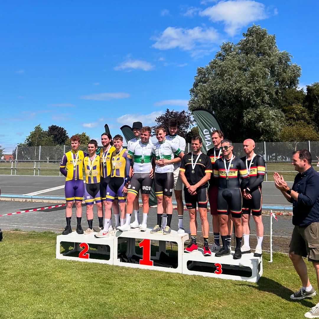 🚴🏅 They did it again. Chapeu to UCD Cycling Club riders Jason Kenny, Rhys Kenny, Sean Landers and Conor Murnane, who successfully defended their Men's Team Pursuit National Title at the Senior Track National Championships.