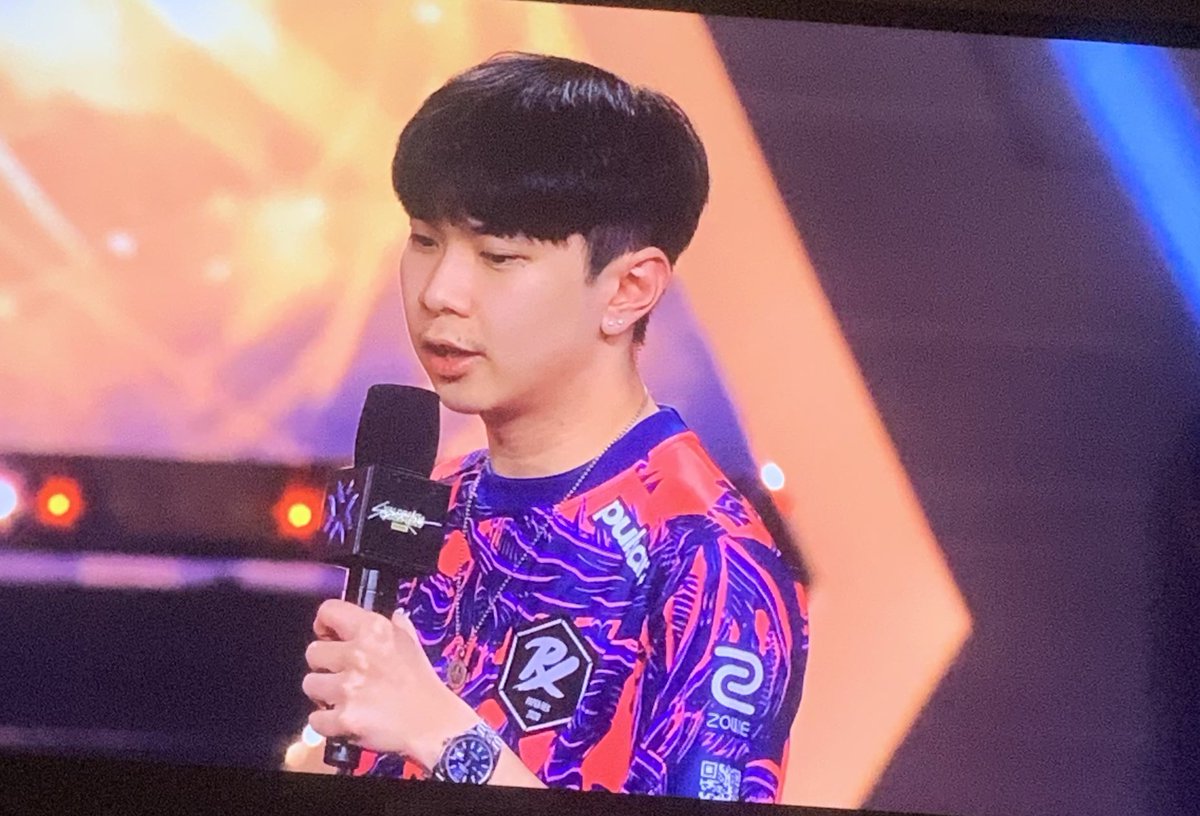 ifyouwerepill's tweet photo. ชนะแบบสนุกจัดดด แต่mindfreakชอตนี้คือเท่เกินคับ #paperex #PRX #PRXmindfreak https://t.co/jo4diC6c8e