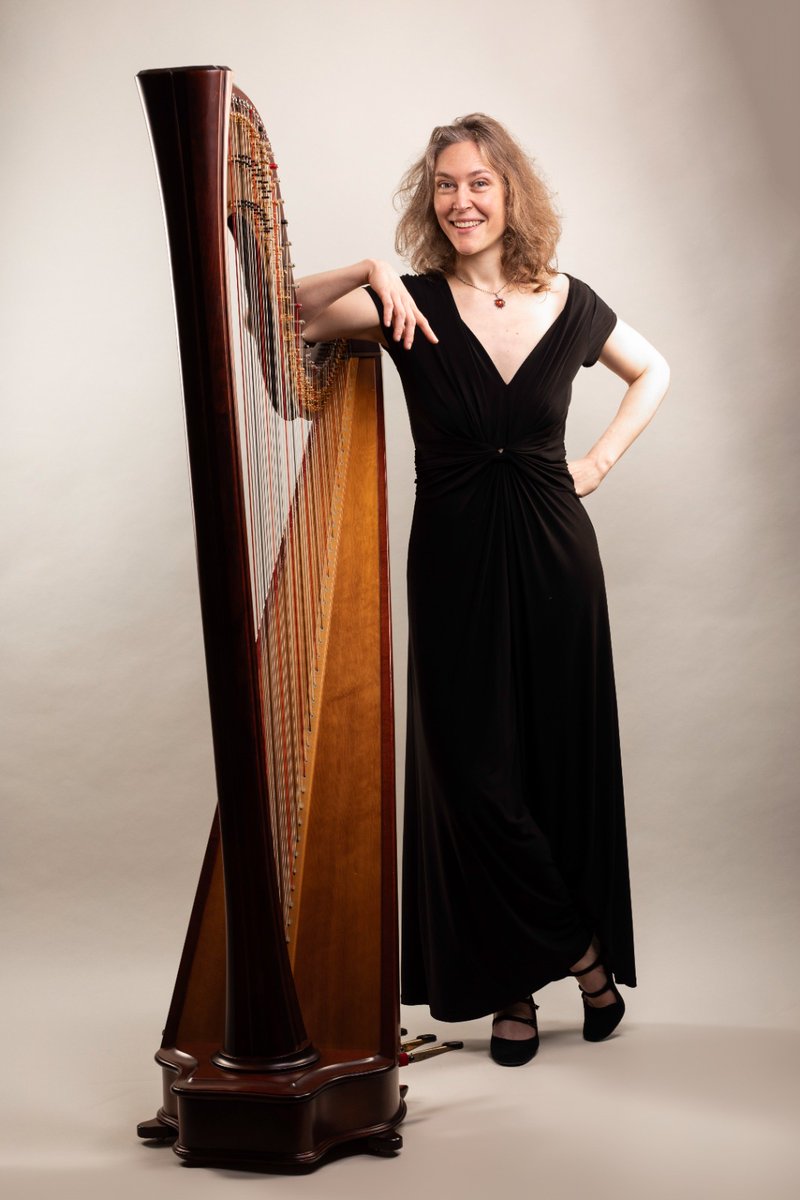 RTVEGalicia (@rtvegalicia) on Twitter photo 🎼A localidade de Noia acolle a última xornada do <a href="/noiaharpfest/">Noia Harp Fest</a>, un evento senlleiro ó que hoxe nos achegamos con <a href="/sergiopascual/">Sergio Pascual</a> e os seus codirectores: Rodrigo Romaní e Beatriz Martínez.
A partir das 13:40 en <a href="/rne/">Radio Nacional</a>
👉rtve.es/play/audios/ga… 🎼A localidade de Noia acolle a última xornada do <a href="/noiaharpfest/">Noia Harp Fest</a>, un evento senlleiro ó que hoxe nos achegamos con <a href="/sergiopascual/">Sergio Pascual</a> e os seus codirectores: Rodrigo Romaní e Beatriz Martínez.
A partir das 13:40 en <a href="/rne/">Radio Nacional</a>
👉rtve.es/play/audios/ga…