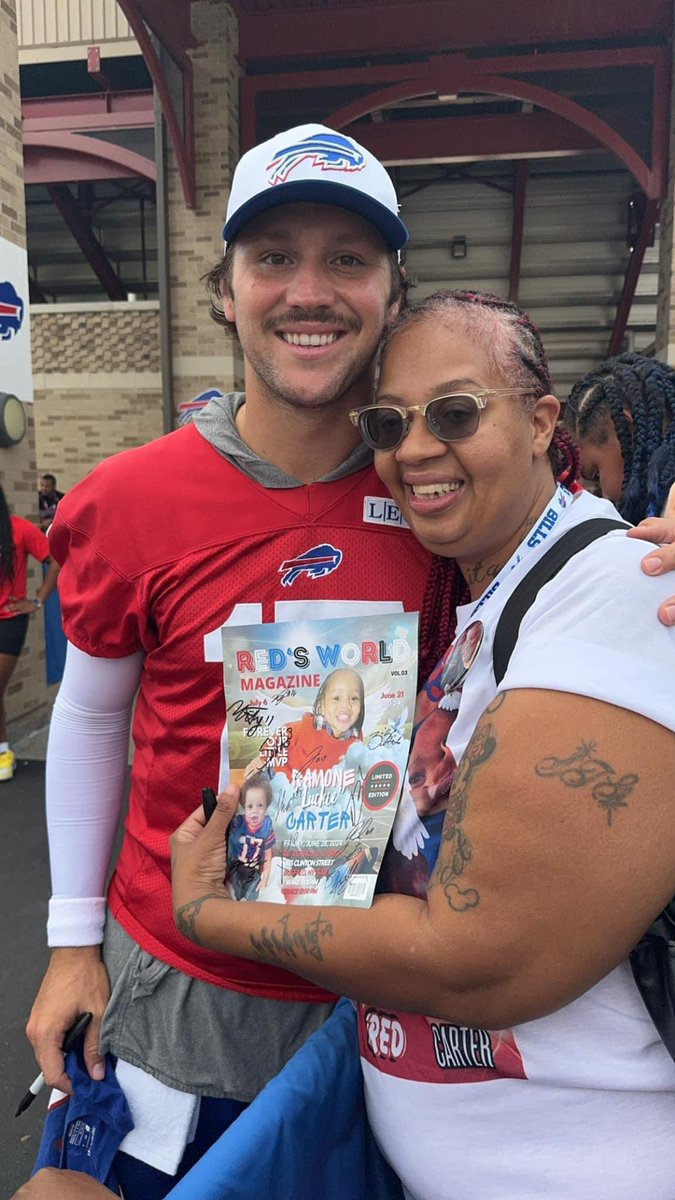 JenniferMFed's tweet photo. @JoshAllenQB  You are a REAL one for this. Thank you so much for bringing some joy to this mother and her family for the loss of their little baby who loved you. May God continue to bless you🙏🏾❤️ @mamadawks #BillsMafia https://t.co/UsXSGsBz7L