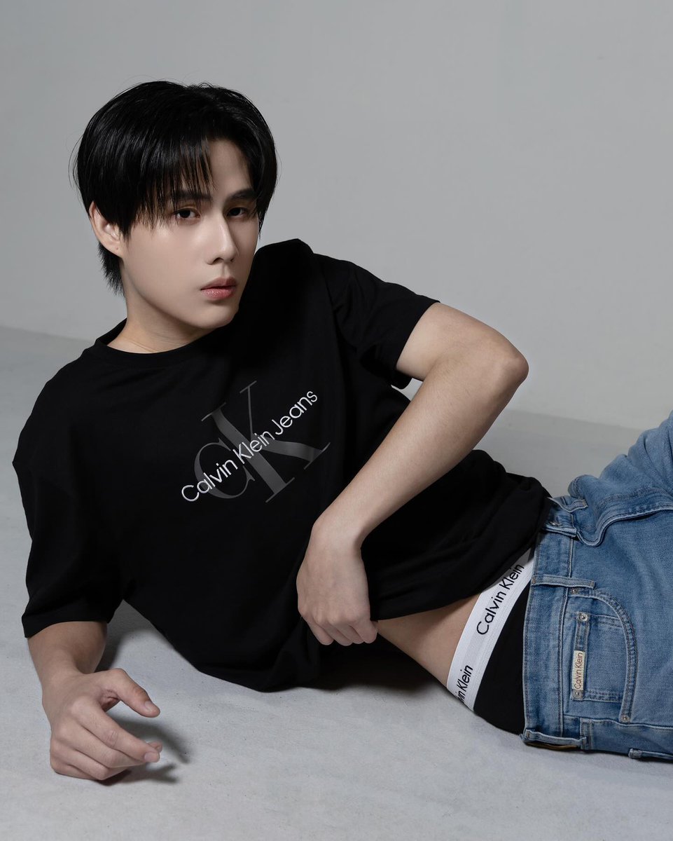 อีเหี้ยตายโหง กูอยากลงไปนอนชักกับพื้น ช่วยด้วย 😭😭😭😭😭😭😭