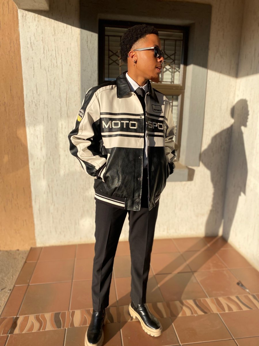 prettyboythin's tweet photo. yoU can'T heaL whaT yoU don'T reveaL https://t.co/CtQRxzfhT4