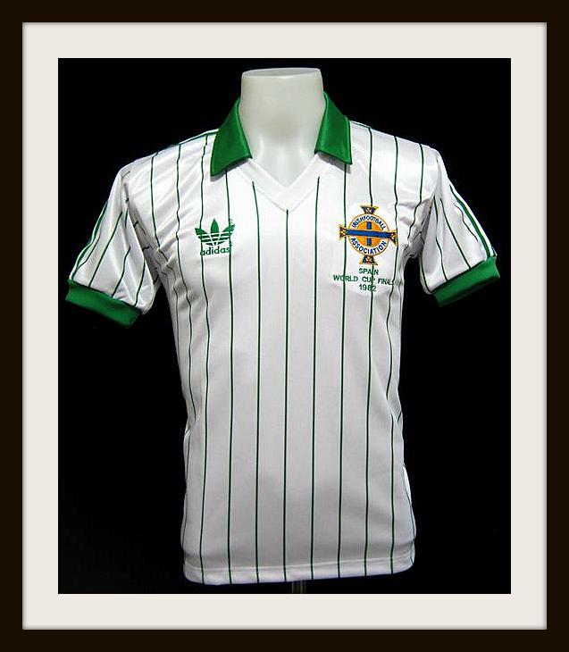 SNISC_HR's tweet photo. @classicshirts Northern Ireland 1982 WC https://t.co/RdRoWLKPit