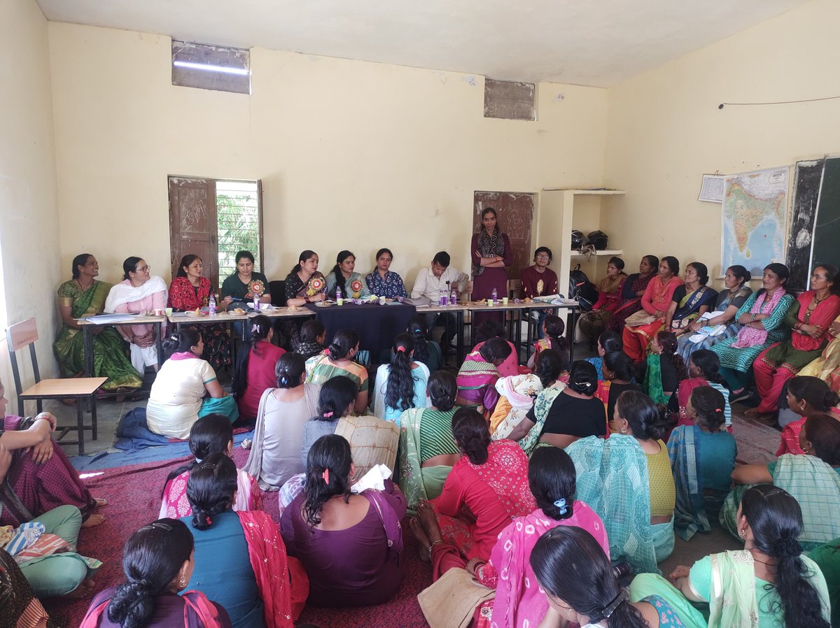 KotRduk's tweet photo. Today at kundi sabdharkahl # under kot block # AGM # held . Key discussions were share holding # ultrapoor# enterprises set up# seed distribution # cbo based enterprise # value chain survey and future reap targets. AM gender Vandana mam# line departments, shg group were present. https://t.co/dQDoCtgTJx