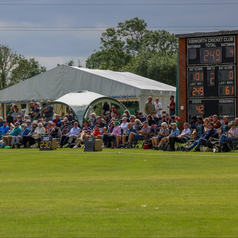 leicsccc's tweet photo. 𝗞𝗜𝗕𝗪𝗢𝗥𝗧𝗛 𝗦𝗘𝗧𝗦 𝗥𝗘𝗖𝗢𝗥𝗗 𝗖𝗥𝗢𝗪𝗗 📊

CEO @SeanMJarvis has stated his desire to make an outground trip to @KibworthCC a regular fixture in the Foxes' calendar after seeing a record attendance at the ground on Tuesday. 🥇
