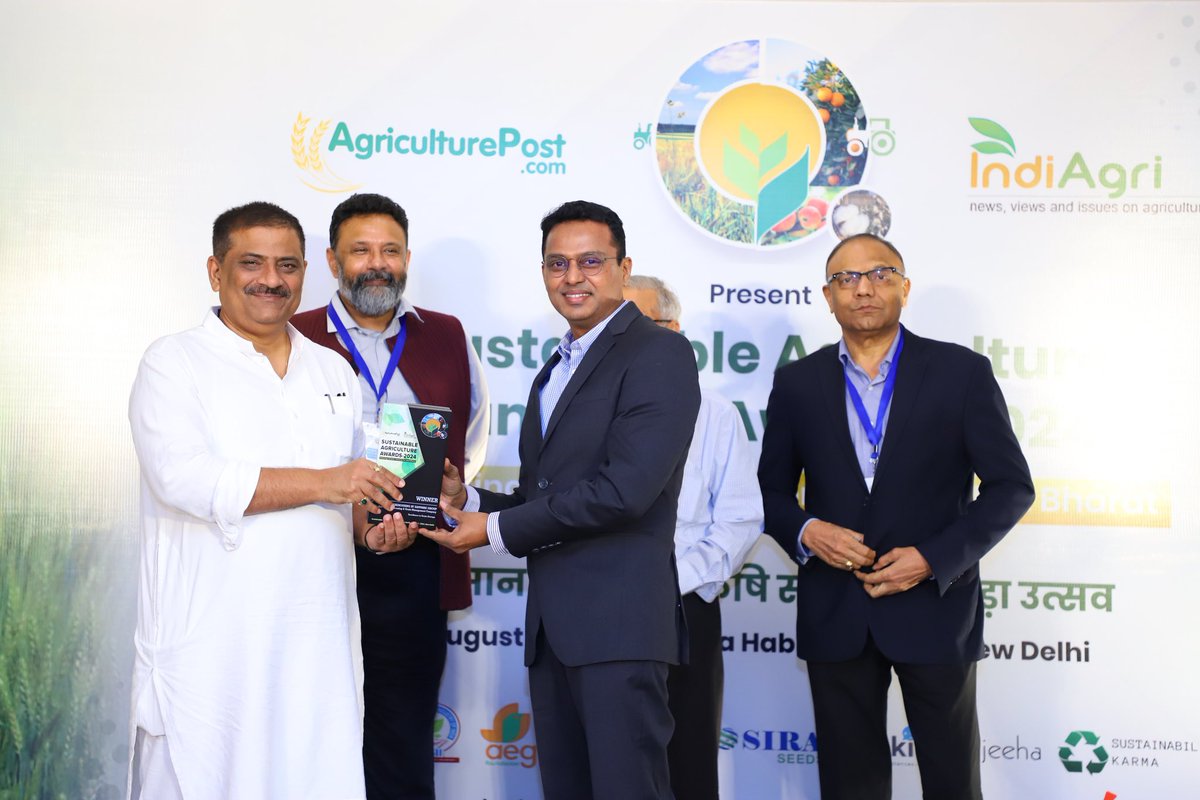 Indiagri's tweet image. #SustainableAgriSummitAwards2024

Congratulations to Globus Warehouse on winning the &apos;Best Agri-Warehousing &amp;amp; Grain Management Company Award&apos; for excellence in grain storage.

#SustainableAgriculture #FarmingforFuture