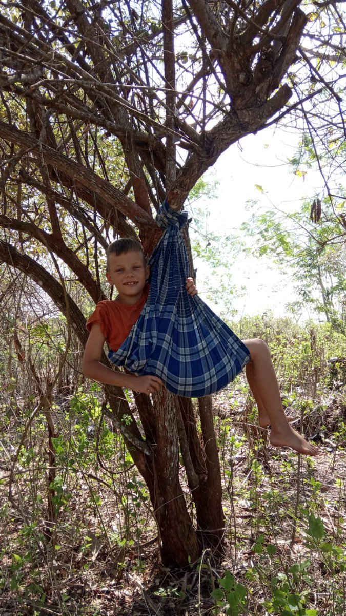 Come make some art with me lev 😁