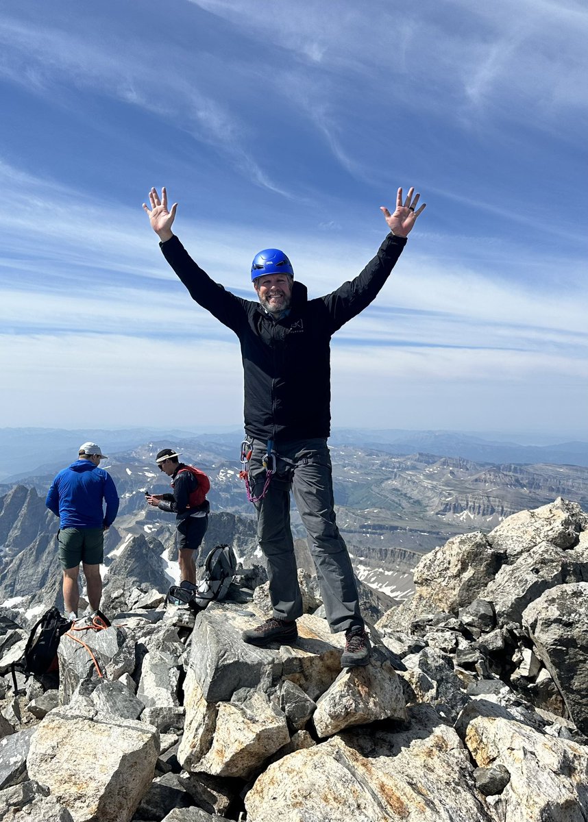 jrdbrt's tweet photo. I have a fear of heights. 

It started when I fell off the glacial northeast face of Table Mountain (elevation 11,111 ft) in the Grand Teton Mountain range at age 18. This past weekend, I took this picture of that glacier on Table Mountain from Lower Saddle of the Tetons.

Several months ago, I hired a virtual nutrition and fitness coach, Cecily Stoddard. It was an affordable option that gave me tremendous flexibility to work around my crazy schedule. I've never met her in person, but she designed nutrition and fitness plans and pushed them to a fitness app to follow. For the first time since high school, I've been doing deadlifts and reverse lunges in my workout routine. I'm in the best shape I've been in since high school.

My supportive wife and best freind, Nicole, went on walks with me constantly. I hiked on trails almost every day averaging about 16,000 steps a day for several weeks. On my hikes in mountains in Idaho and Colorado, I would stand next to cliffs and meditate until I could keep my balance and focus without freaking out. I practiced bouldering. I took a lead climbing course at the local climbing gym.

I talked with experienced climbers that summited the Grand, like Gary Cooper. Gary has summited the Grand over 50 times. He told me there wasn't anything I couldn't do on that climb and I started to believe him. He told me how. One thing he said was to make sure I lather up my parts with Vaseline and leave my fly open for venting. I didn't do that, but I did everything else he told me to do.

Gary said if I could climb the football stadium stairs 20 times in 30 minutes with pack on, I could climb the Grand in 14 hours. I finally made the 30 minute time a week before.

I was the weakest in our group. Two 25-yr old high school friends and hard-core mountaineers, Van Stott Silver and Kesler Hortin. (I'm confident they saved my life about 10 times on that mountain) Then, me and my high school friend Chris Waddell, both from the 1900's. We visited the art gallery in Jackson Hole before we hit the trail and Chris gave me a lesson in the arts. I was inspired for the trek. He's a brilliant artist and sculptor, one of the most talented and kind people I know.

Somehow we made it. It took a humbling 22 hours. There were many moments I felt like we were in big trouble. Like when I had to stretch around a boulder, gripping with my fingers and toes as I scooted around the Belly Roll hanging out over a 2,000 ft vertical cliff. (see photo) We prayed focused and fought through the challenges one at a time. I knew my family was praying for me. I had studied hours of videos and read books about the climb and still with all the preparation, I had to experience it all to know it.

@jimkchin was on the summit with his daughter and Jimmy smiled at me while I was stepping up. As if I made it to heaven and God was smiling at me to say, "See, I told you it would be worth it." It was surreal at the summit. I wept for 10 minutes as I looked down at Teewinot Mountain (elev 12,330 ft). The Grand Teton ascends to 13,775 ft).

I'm not scared of heights anymore.