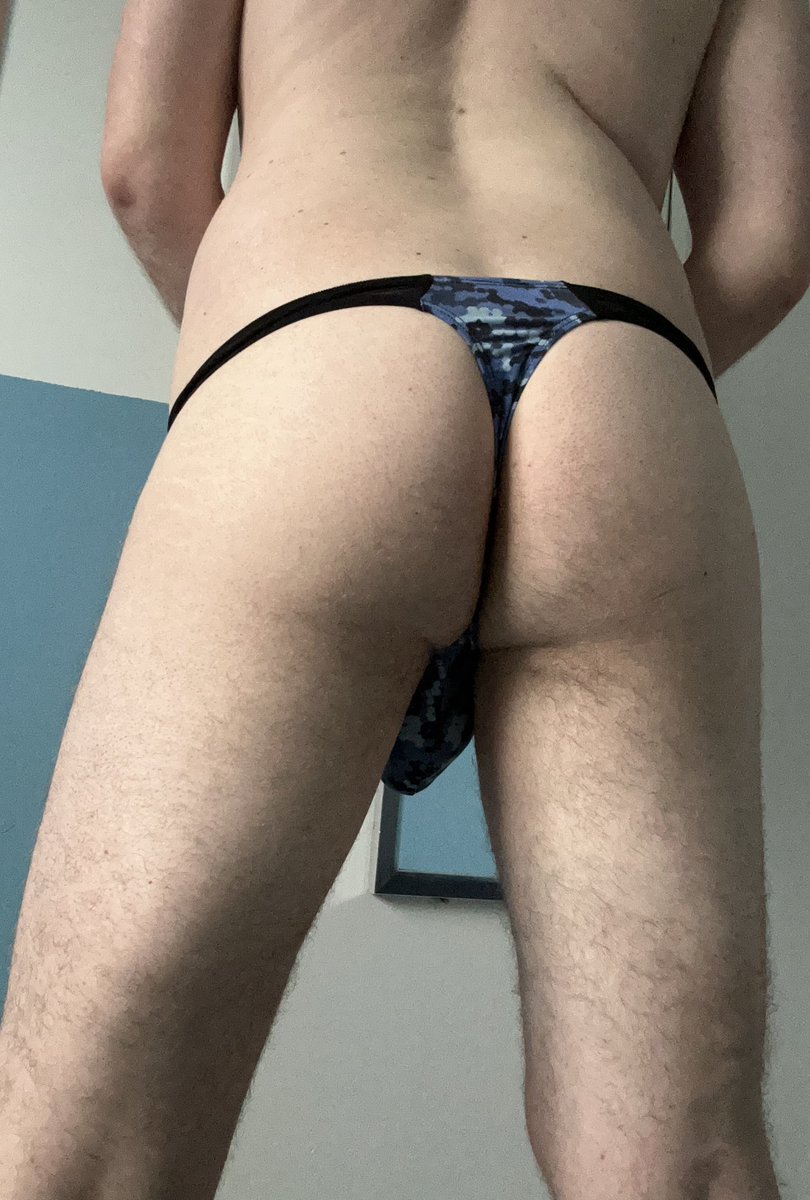 Alttoowell10's tweet photo. @PetitQUnderwear thong 🍆🍑 #petitq #meninthongs #thong #underwear https://t.co/sVg1MgYMT6