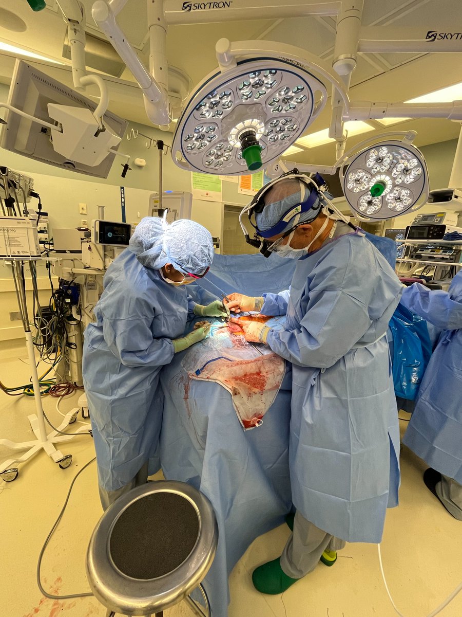 Brigham and Women's Neurosurgery (@bwhneurosurgery) on Twitter photo Dr. Rees Cosgrove, MD, Director of Epilepsy and Functional Neurosurgery at BWH, teaching SubI Shivani Sundaram about the principles of good closure! #BWH #Neurosurgery #TeachingHospital <a href="/MGBneurosurgery/">MGB Neurosurgery</a> <a href="/rees_cosgrove/">Rees Cosgrove</a> Dr. Rees Cosgrove, MD, Director of Epilepsy and Functional Neurosurgery at BWH, teaching SubI Shivani Sundaram about the principles of good closure! #BWH #Neurosurgery #TeachingHospital <a href="/MGBneurosurgery/">MGB Neurosurgery</a> <a href="/rees_cosgrove/">Rees Cosgrove</a>
