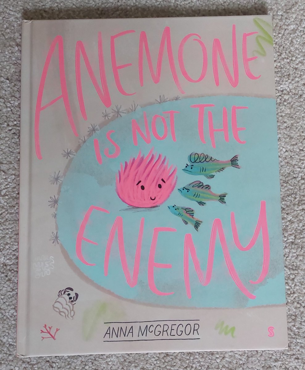 PaulWat5's tweet photo. #PicturebookJoy a cracking book about just getting along. https://t.co/kwsVOvL5km