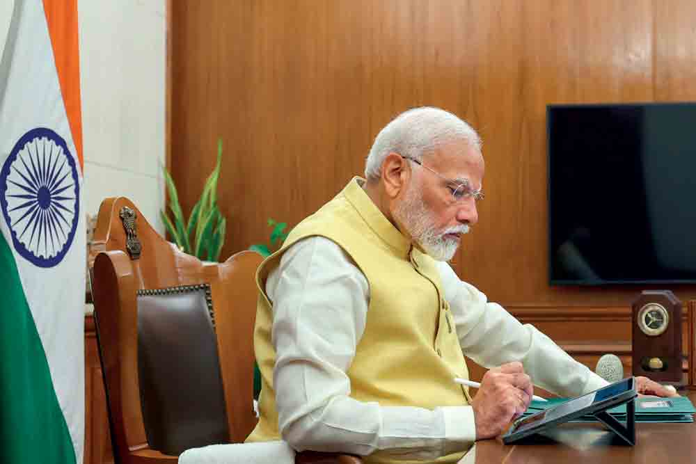 Openthemag's tweet photo. #FreedomIssue2024 - In BR Ambdekar’s view, constitutional morality could only be realised through an administration which is in tune with the spirit of the Constitution, writes @ShashiTharoor https://t.co/WI0boy8cGQ https://t.co/5aA9NVdL5N