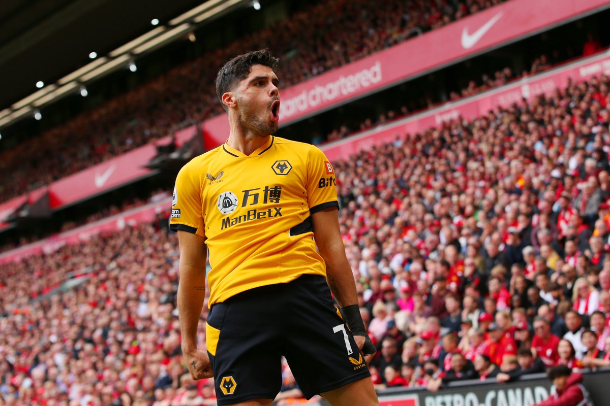 FabrizioRomano's tweet photo. 🚨🔵 Chelsea are in advanced talks to sign Pedro Neto, as @FabriceHawkins reports.

Negotiations are taking place with Portuguese winger and Wolves.

He’s one of the main targets for winger position. https://t.co/J2nzr1aIMW