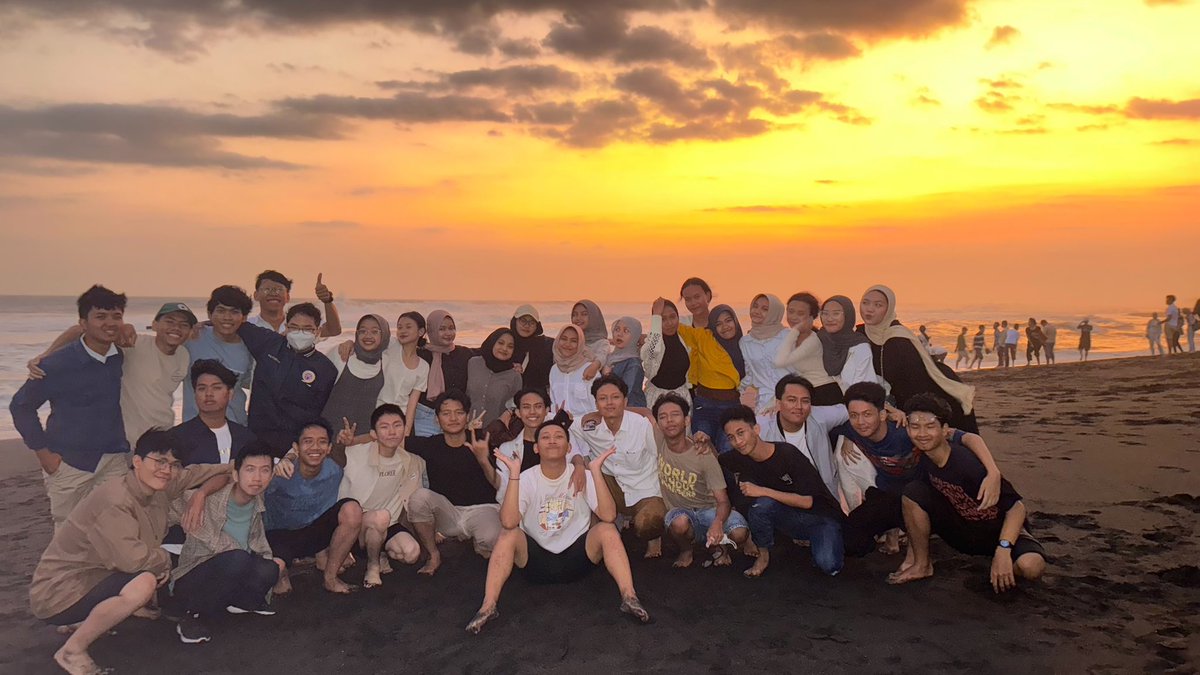 senjamentariic's tweet image. Soehardi Tjahjono 14 ni boss😎😎😎