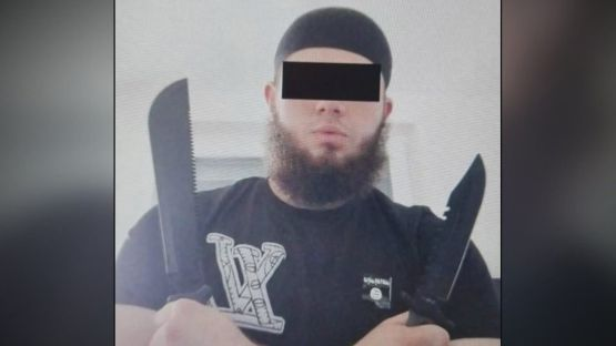 Third Suspect Detained in Plot to Attack Taylor Swift Concerts in Vienna
Details circledseven.com/index.php/cele…