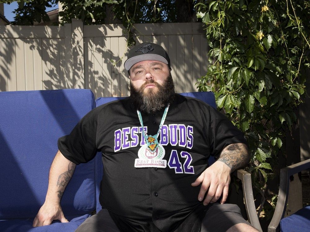 leaderpost's tweet photo. Former unlicensed #Regina pot shop owner vows to reopen after charges stayed

#business

https://t.co/Bw5uVaxMFu https://t.co/7NqP9tXA70