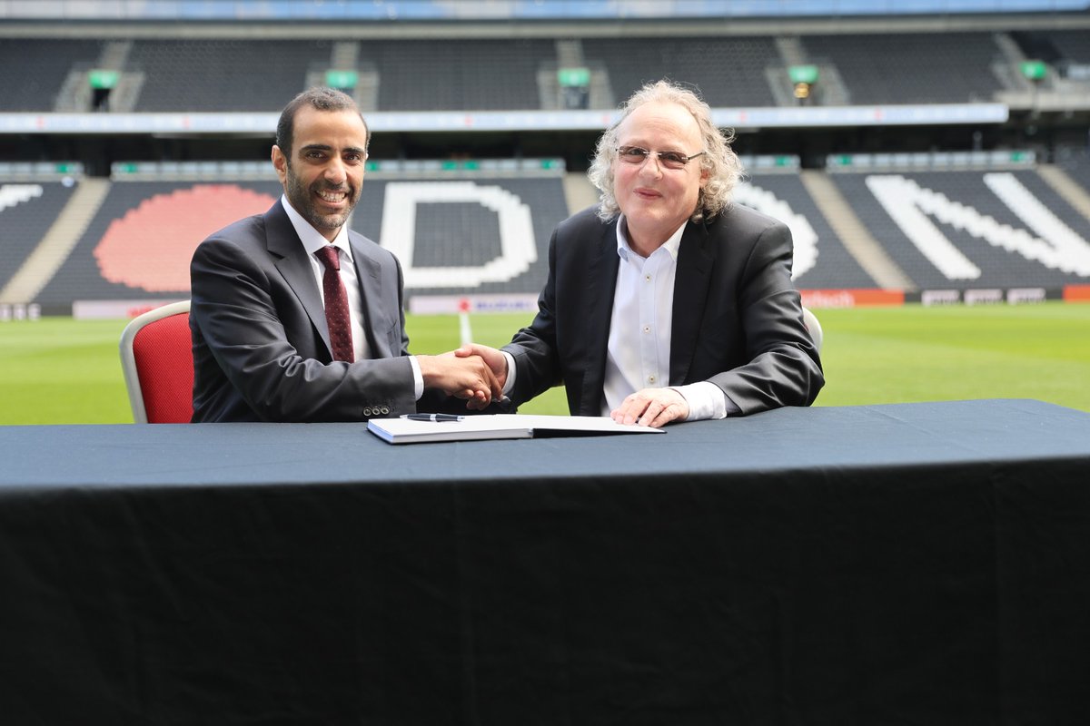 MKDonsFC's tweet image. After almost exactly 20 years at the helm, Pete Winkelman has today passed on the torch of
leading Milton Keynes Dons Football Club and the wider Stadium MK Group to a Kuwait-based
consortium led by Fahad Al Ghanim.

Read the full story 👉 mkdons.com/news/2024/augu…