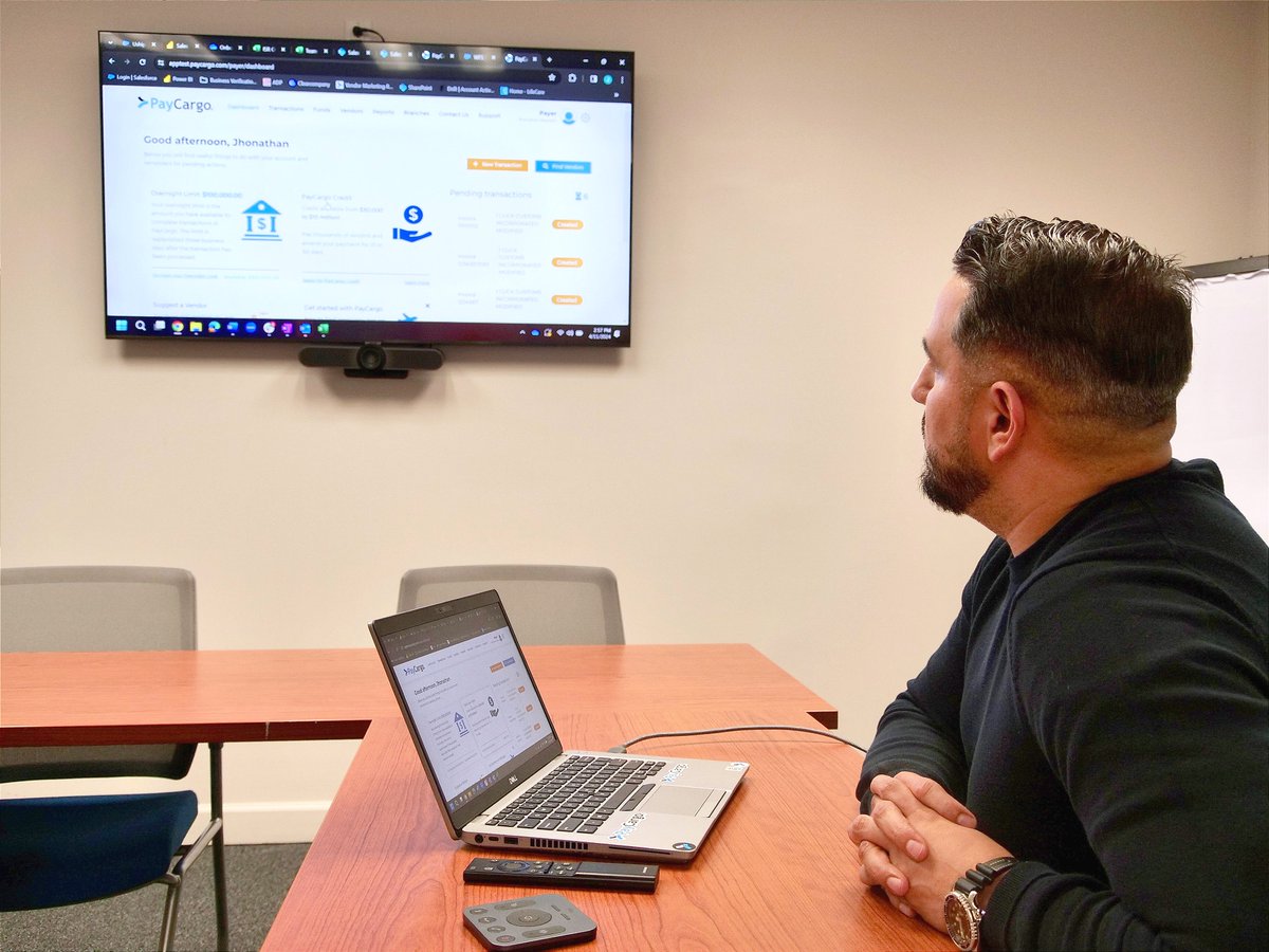 PayCargo's tweet image. PayCargo&apos;s innovation not only simplifies logistics payments but also prioritizes customer satisfaction. We value your experience and strive to make it seamless, secure, and stress-free. 

#PayCargo #SimplifiedLogistics #CustomerSatisfaction #SeamlessPayments #SecureLogistics