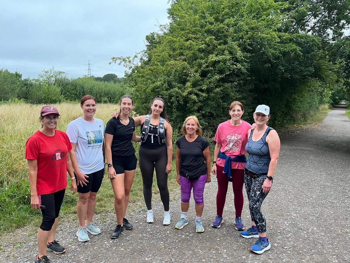 EpsomOddballsRC's tweet photo. Loving the enthusiasm of our 6k run group last night. Our 10k group were camera shy this week. 😂
If you would like others to run with, why not contact us. https://t.co/wyDbHSJpR8