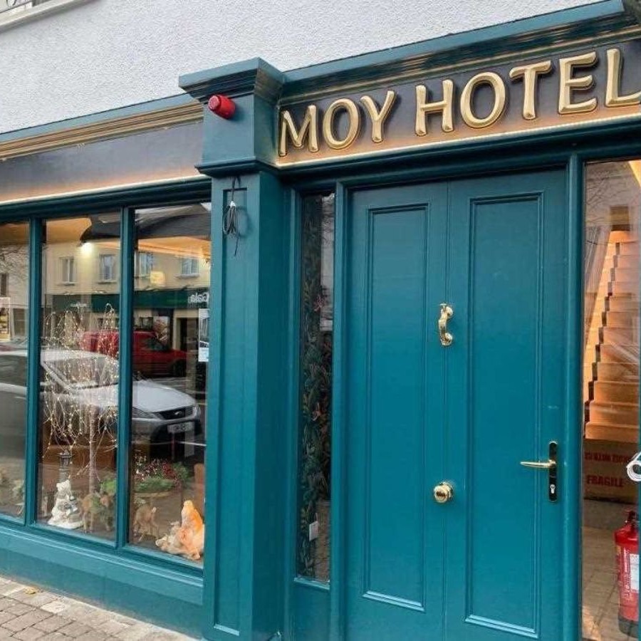 Gno_MhaighEo's tweet image. An raibh tú ag an gCiorcal Comhrá a bhíonn ar siúl i mBéal Easa fós? Bíonn an ciorcal comhrá ar siúl ón 12-1 i.n. gach Satharn sa @MoyHotel . Tá fáilte roimh chách - gach leibhéal agus gach aois.  Gach eolas thíos
#ciorcalcomhrá #talkingcircle #conversationcircle #gaeilge