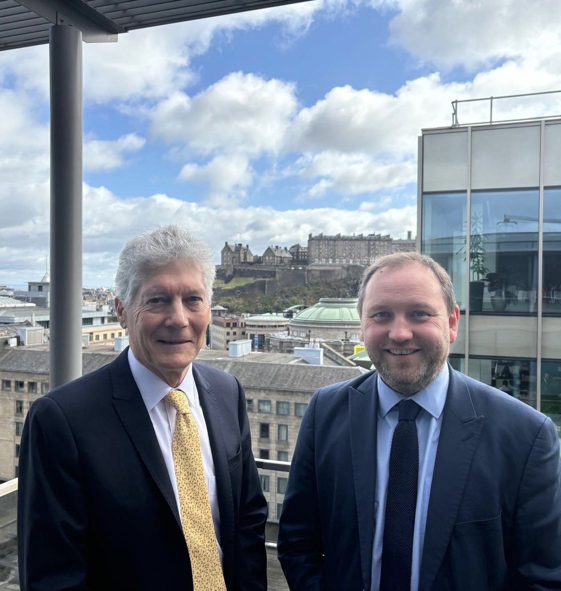 Australia House (@aushouselondon) on Twitter photo As the HQ for Great British Energy, Scotland is at the heart of the UK's energy transition.
<a href="/AusHCUK/">Stephen Smith</a> Stephen Smith was pleased to join Secretary of State for Scotland The Rt Hon <a href="/IanMurrayMP/">Ian Murray MP</a> at <a href="/Macquarie/">Macquarie Group</a> in Edinburgh to discuss clean energy investment in Scotland. As the HQ for Great British Energy, Scotland is at the heart of the UK's energy transition.
<a href="/AusHCUK/">Stephen Smith</a> Stephen Smith was pleased to join Secretary of State for Scotland The Rt Hon <a href="/IanMurrayMP/">Ian Murray MP</a> at <a href="/Macquarie/">Macquarie Group</a> in Edinburgh to discuss clean energy investment in Scotland.