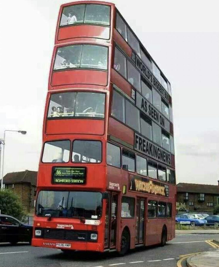Nahhh someone said that’s Chelsea team bus 😭😭😭😭😭😭😭😭
