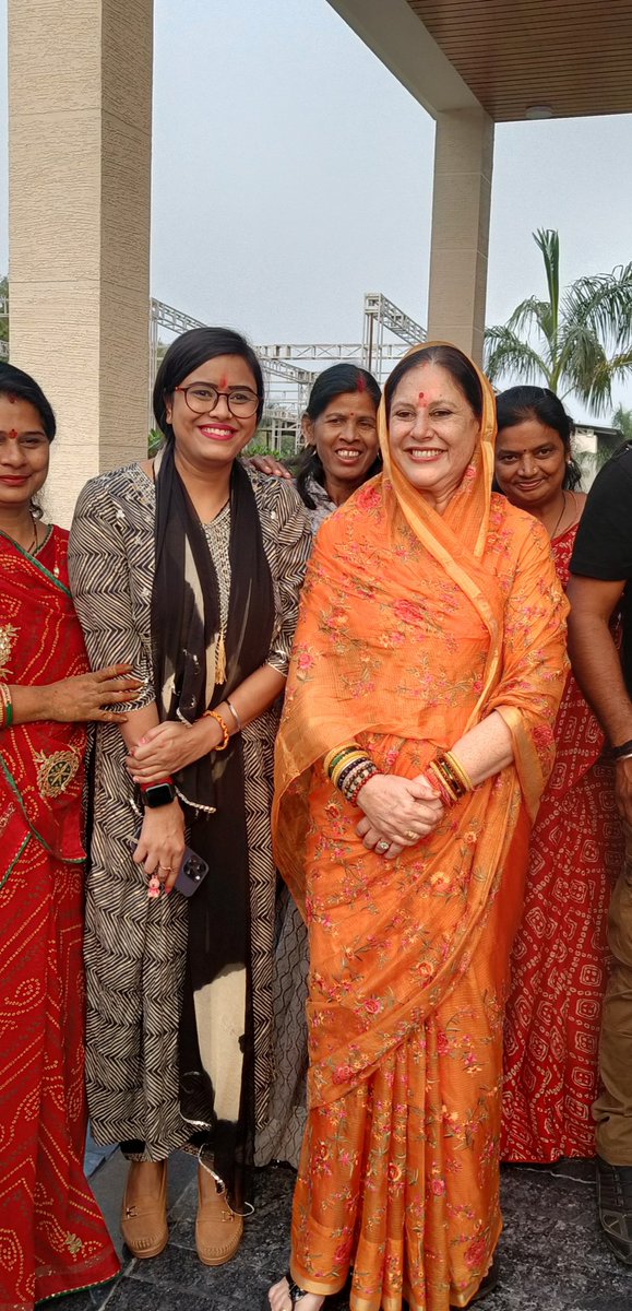 लाडपुरा विधायक महारानी कल्पना देवी जी को जन्मदिन की हार्दिक बधाई एवं बहुत बहुत शुभकामनाएं।।💐💐💐💐💐💐💐🎂🎂🎂🎂🎂🎂🎂🎂🎂🎂