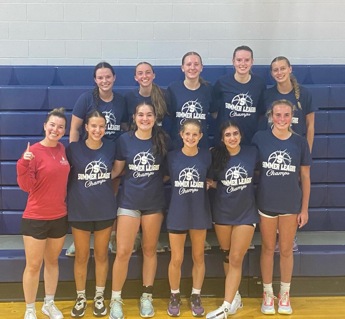 PAGirls_hoop's tweet photo. The Lady Astros got the summer league championship and Coach B adds another championship trophy to her resume.  Not a bad day to be an Astro. Proud of all my girls ❤️ https://t.co/uA7UjlBDa2