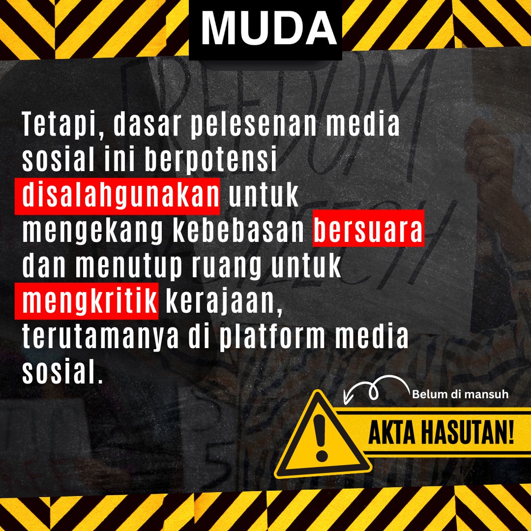 mudakotaraja's tweet photo. #MulutKenaKunci

Ini perkara yang anda perlu tahu tentang Lesen Media Sosial yang diperkenalkan baru-baru ini oleh MCMC.

Pendek kata, kerajaan ingin kunci mulut kita. Adakah kita ingin biarkan mereka buat begitu? https://t.co/GsTFqH9Iqr