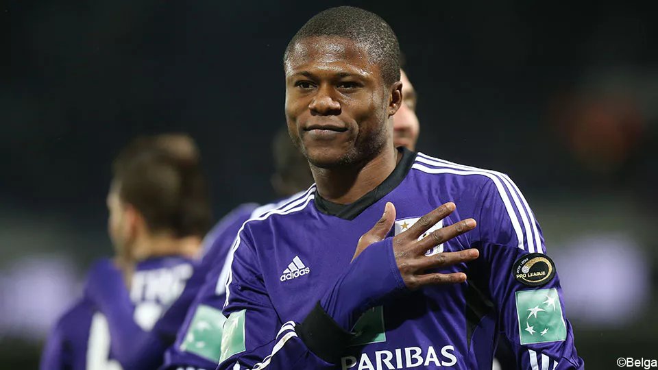 Jan Vertonghen est blessé et le sera de plus en plus souvent, nous allons jouer sur 3 tableaux cette saison et nous aurons besoin d'expérience pour renouer avec le succès..

Chancel Mbemba est libre comme l'air, il connait le club et est aimé par les supporters, son retour ferait