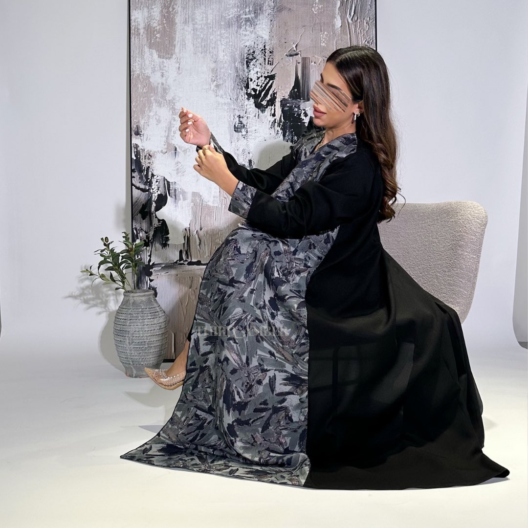 third_amber's tweet image. عباية الدوام والجامعه
رمز العباية فالموقع : #340 
سعر العباية : 279 ريال 

التفاصيل :
عباية قماش كتان بتدخيلة جاكار ،
القصة نص كلوش رسمية
ملحقات العباية : طرحة بكلفة جاكار

th-amber.com/lGaXemV