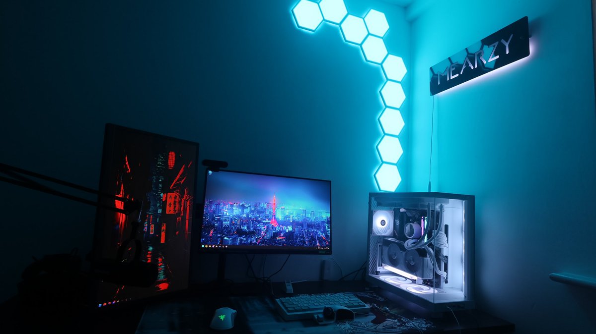 So happy with how my setup is looking atm 😚