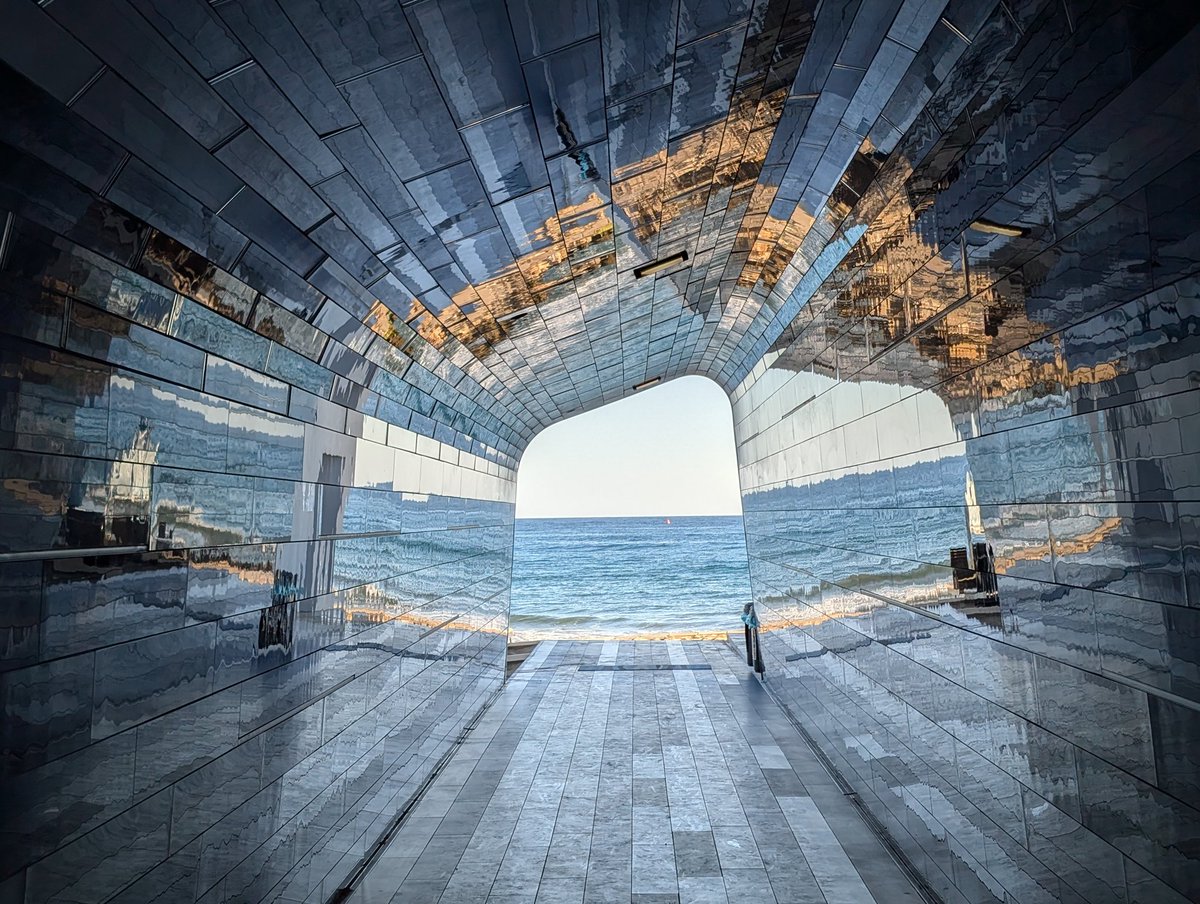 1davefergus's tweet photo. Today was mostly a beach day, you can go through a funky tunnel to get from the hotel to the beach. At the right angle, the infinity pool really does look like it is part of the sea. #Crete #stalis https://t.co/kJJ66JfhTZ