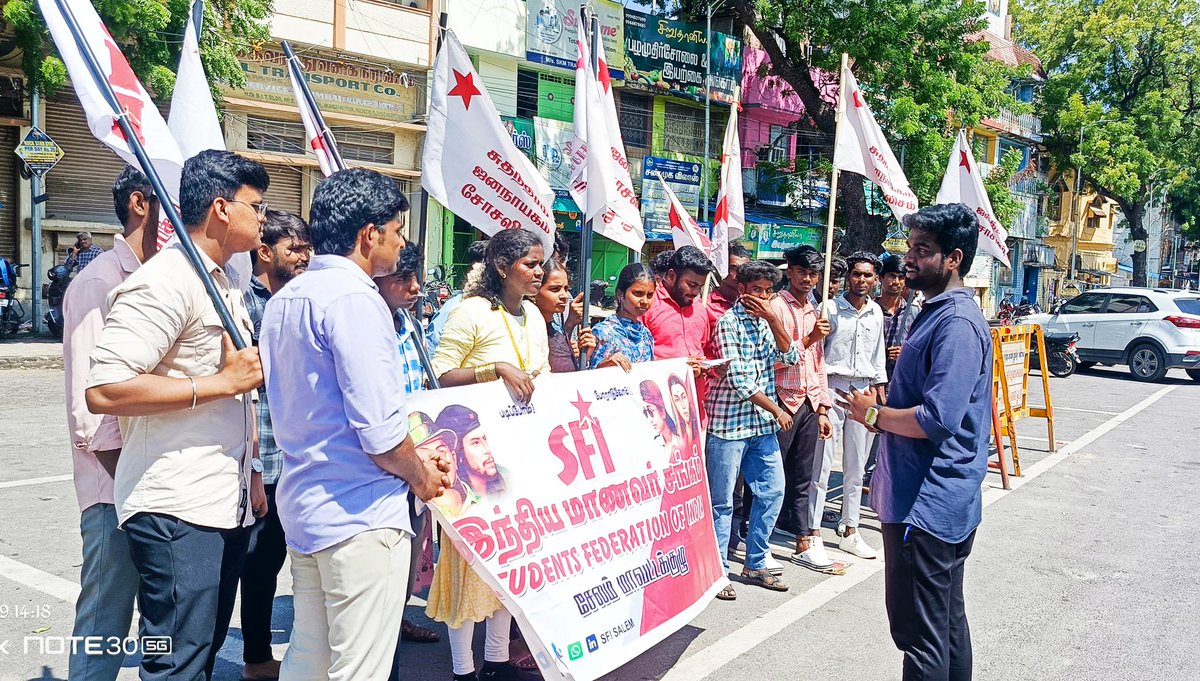 SFIsalem's tweet photo. இஸ்ரேல்‌ பாலஸ்தீன் மீது நடத்தி வரும் போரை உடனடியாக‌ நிறுத்த வேண்டும் எனவும் பாலஸ்தீன மக்களை பாதுகாக்க கூறியும் #sfisalem மாவட்ட குழு சார்பாக ஆர்ப்பாட்டம் நடைபெற்றது. #SavePalestine #FreePalestine #FROMTHERIVERTOTHESEAPALESTINEWILLBEFREE #PalestineFree #AllEyesOnRafah #Gaza https://t.co/WZWfNJYDp5