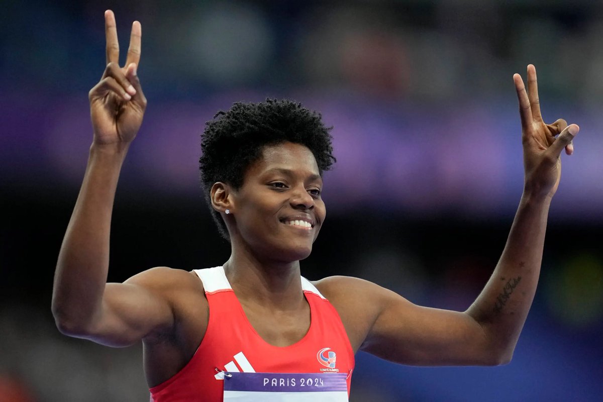 #marileidypaulino rompe récord olímpico en los 400 metros femeninos!

Con una actuación histórica en los Juegos Olímpicos 2024, la atleta dominicana ha elevado el estándar del atletismo mundial. 

¡Qué orgullo! 🇩🇴

#GMTeInforma 
#GrupoMedrano
