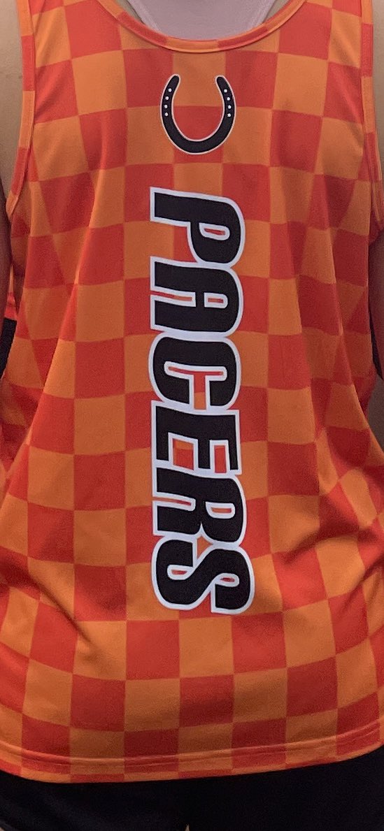 BiblerJim's tweet image. Time Trial Night with the Pacers! Next Saturday, August 17th! Come race on the Hayes track. Free registration runsignup.com/hayestimetrial. 400/800 races for kids and 1 mile adult race. Columbus Running Company mobile store, and apparel from Homestretch Apparel.