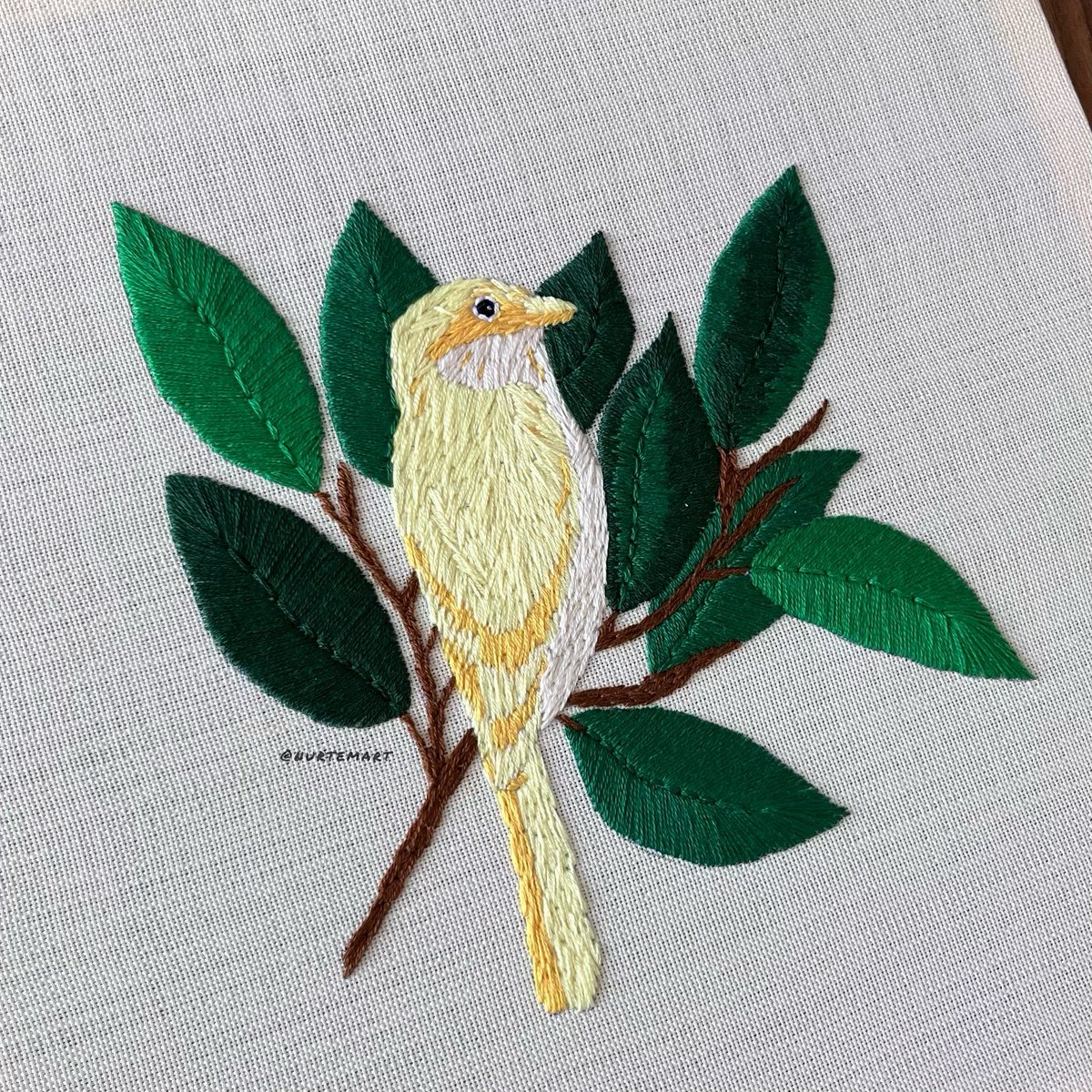 nurtemart's tweet photo. Every stitch brings this little bird closer to flight—the details so lifelike, you can almost hear its song 🎶 

Handmade by Nur ☘️
#stitch #embroidery #handmade https://t.co/MigmH3GMWT