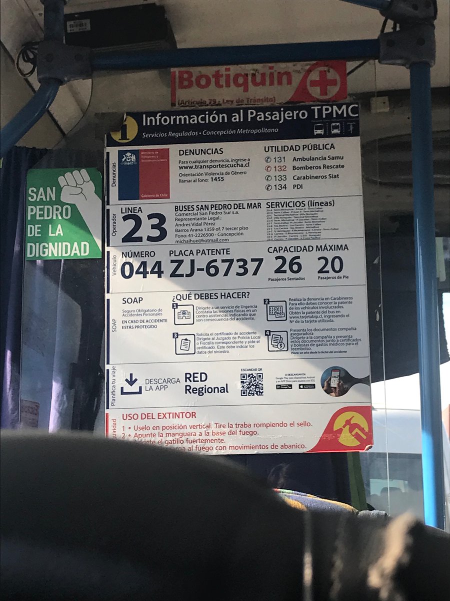 sdcphg's tweet photo. A las 14.22 aprox empezó a sonar la bajada de barreras y San Pedro del Mar pasó. No sé si rompió una norma de tránsito, pero sí que todos nos asustamos escuchando el sonido mientras pasábamos sobre las vías
Ahora va manejando pésimo y rapidísimo
@SanPedroPaz @MTTBiobio https://t.co/1M5ASMQdOu