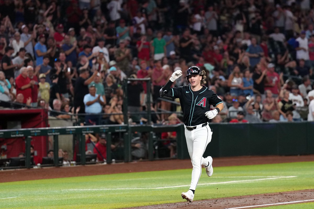 PHNX_Dbacks's tweet photo. Among NL outfielders with 300 or more plate appearances, Jake McCarthy's .375 on-base percentage ranks third.

He trails only Christian Yelich and Jurickson Profar. https://t.co/8pKAfLJgLE