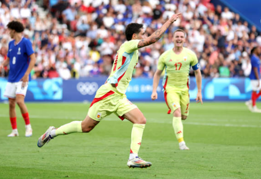 GUj7G7zWcAAFENc?format=png&name=small