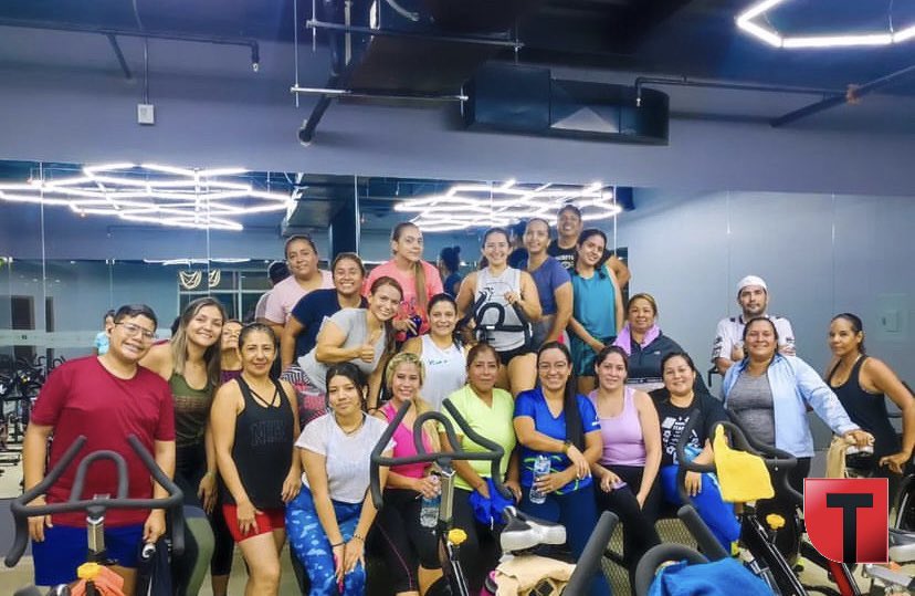 Nada mejor que hacer ciclismo con amigo en Taurus.