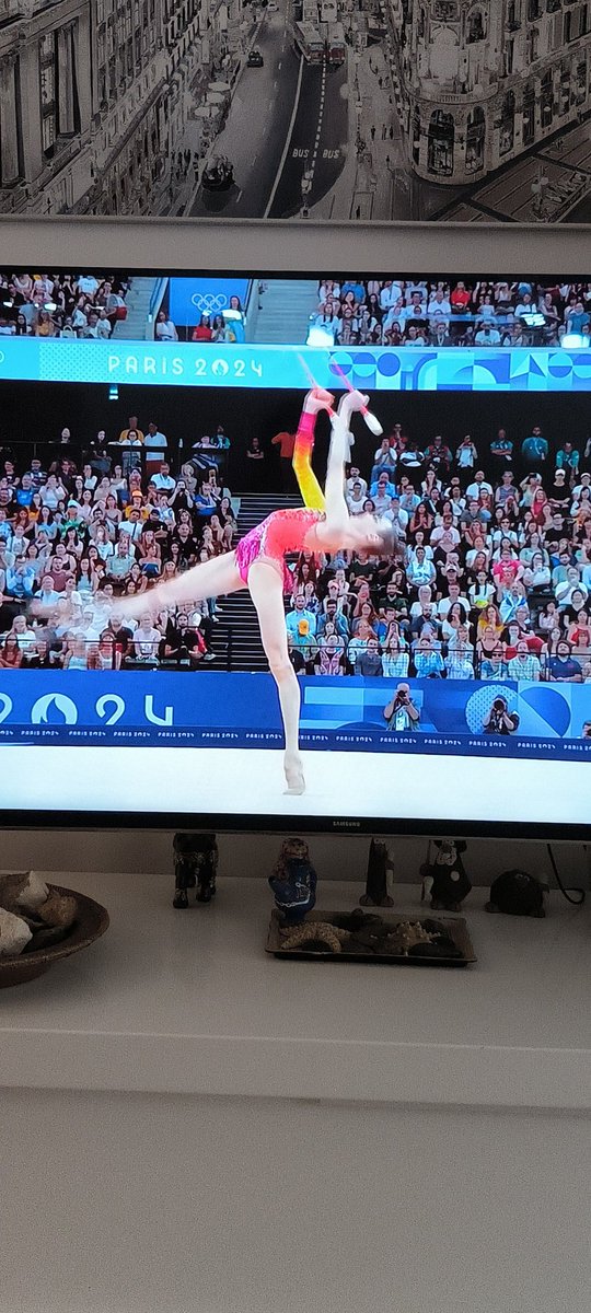 naclacroix's tweet photo. #Paris2024Olympics #ParisRTVE9a por favor decid algo de la extremada delgadez de estas chicas, no es ni normal. No creo que sea un buen ejemplo ni deporte y eso que me parece precioso. Pero deberían cambiar ciertas normas. https://t.co/5toVmUxfqM
