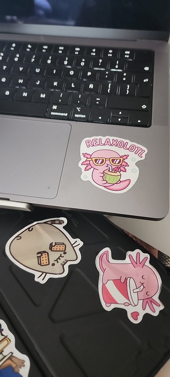 Laura Failach tweet media