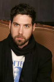 merlinpapin3's tweet photo. .@FredOL69007 On souhaite un Bon Anniversaire à #LeoFitzpatrick qui a 46 ans on peut le voir dans
Gotham
Over
Maniac
Pee-Wee Big Holliday
Broad City
Adam Green's Aladdin
The Drowning
Kids
Bully https://t.co/TlJX3HJeQp
