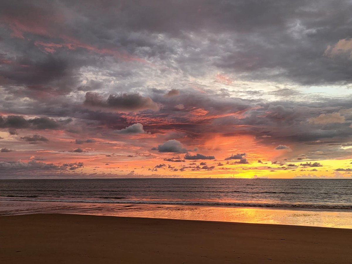 Welcome to Oriental Beach Village Phuket

#naked #naturist #nudism #naturism #asia #thailand