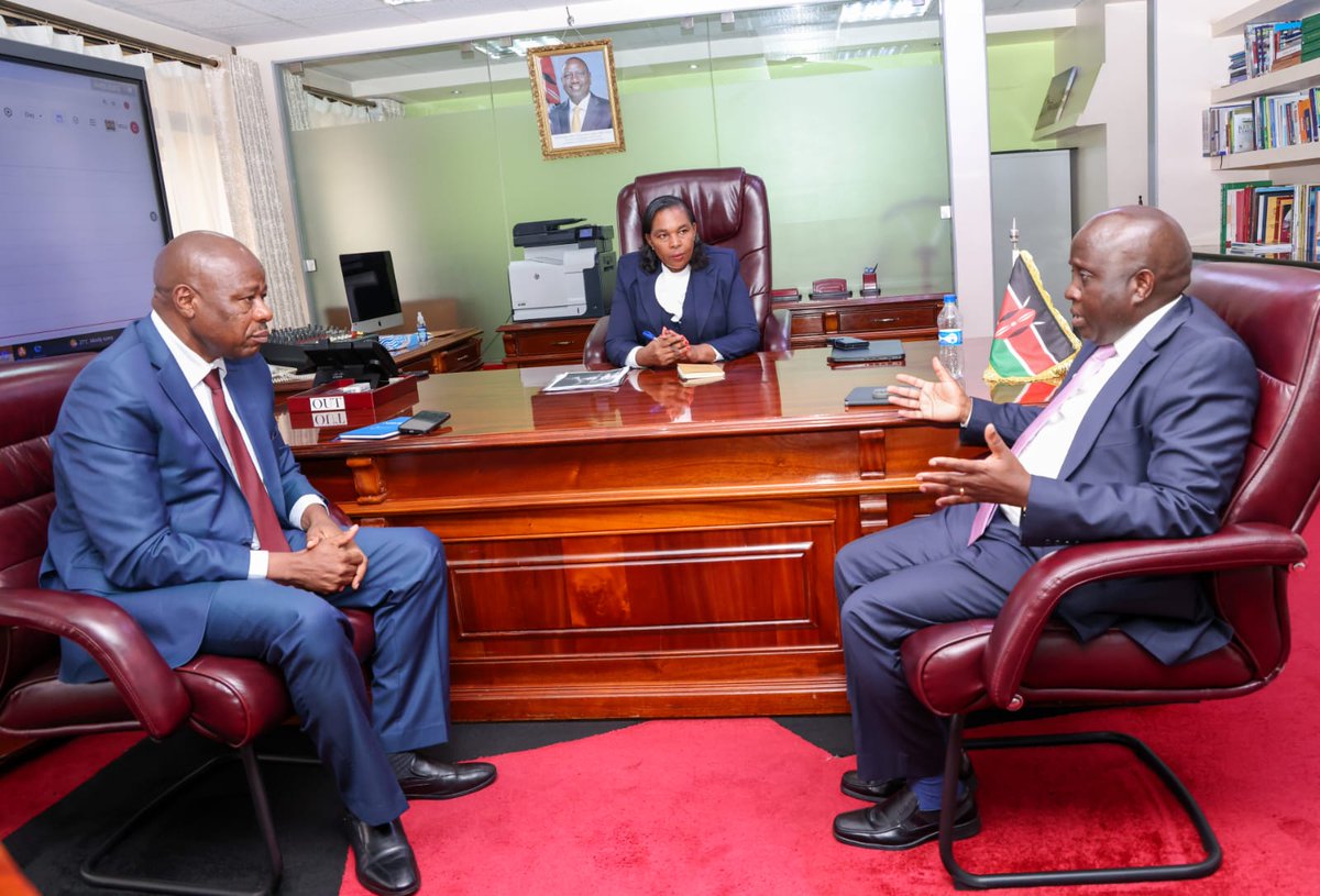 tanuijohn's tweet photo. Today, alongside Prof. Edward Kisiangani and key leaders, we welcomed Dr. Margaret Ndung'u, our Cabinet Secretary for Ministry of Information, Communications &amp; The Digital Economy KE. Her leadership will be pivotal as we drive Kenya's Digital Agenda.

Karibu Waziri!
@MoICTKenya . https://t.co/56Qpyn0X82