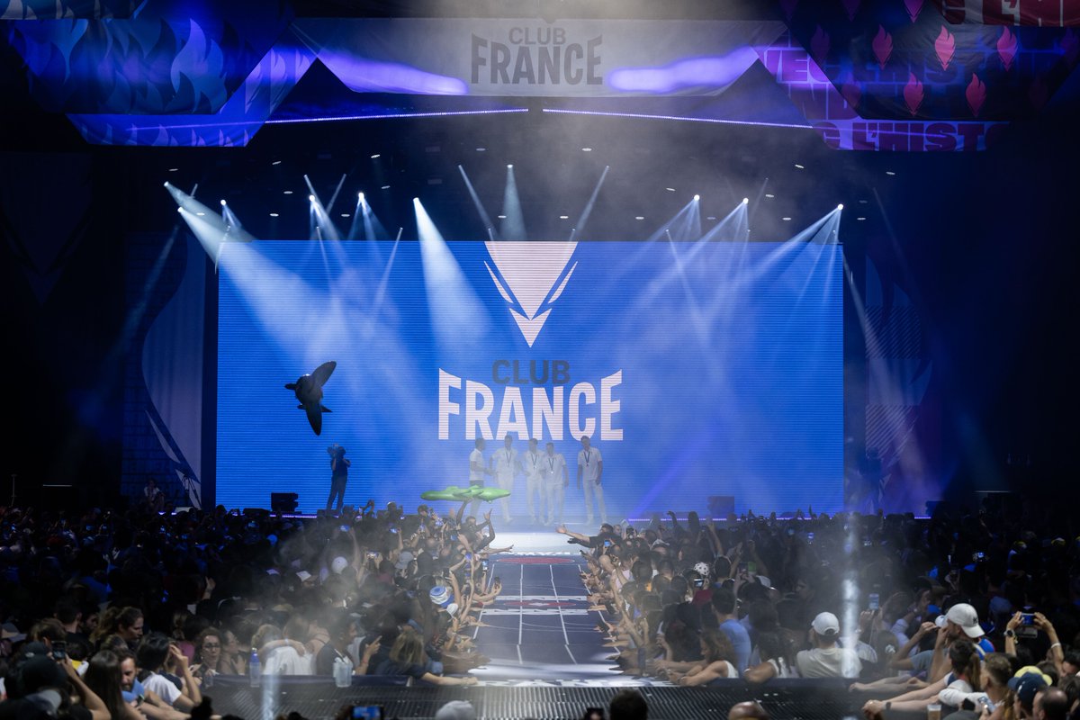 FRAparalympique's tweet photo. Vivez les mêmes émotions au Club France 🇫🇷

Pendant les Jeux Paralympiques, la Grande Halle de La Villette vous accueillera du 29 août au 8 septembre pour vibrer avec les athlètes

🎟️ 100% gratuit sur réservation
🔗 https://t.co/IZikLRUcBG https://t.co/UAfSEHYsqe