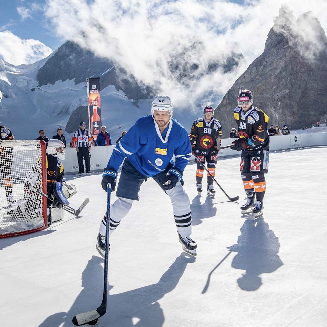 NHLPA's tweet photo. 3,454 metres above sea level 🇨🇭🗻
 
Nino Niederreiter, Jonas Siegenthaler, and Nico Hischier all took part in the World’s Highest Hockey Game at Jungfraujoch in Switzerland earlier this week – the highest accessible point in Europe!
 
📸: https://t.co/9kv9h0glVP / Jonas Siegenthaler (IG)